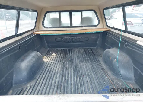 1993 Ford Ranger из США, поврежденный, VIN 1FTCR10X7PTA36606